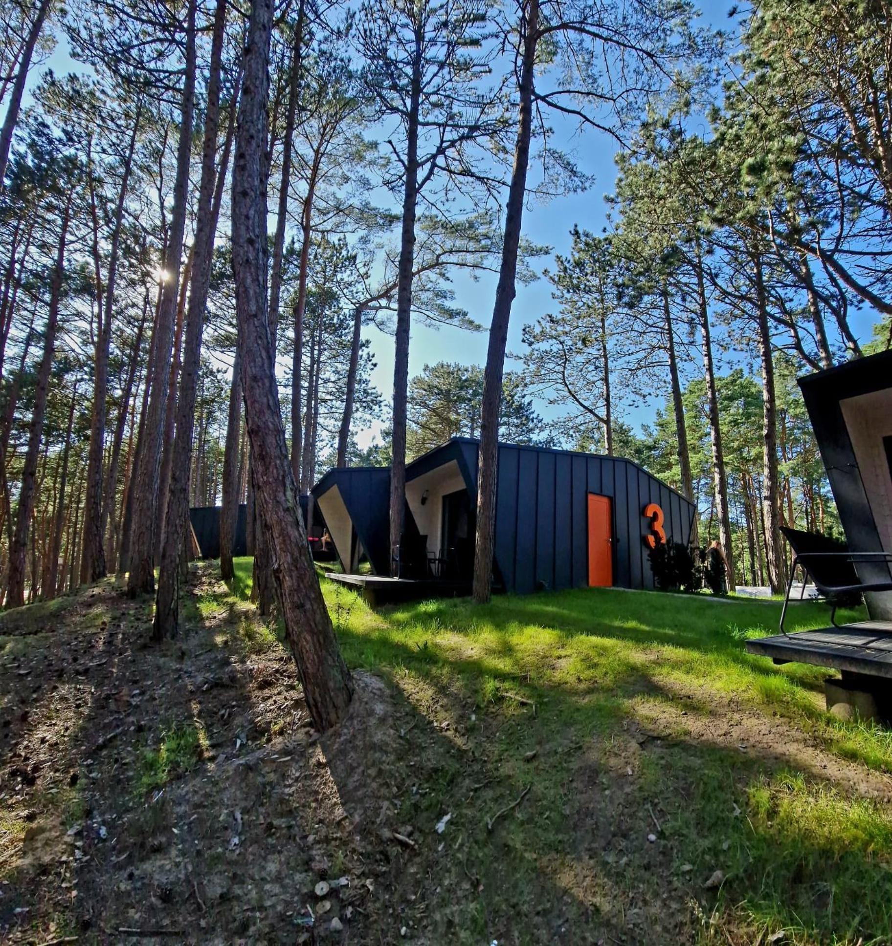 Vila Fly House Leba Exteriér fotografie